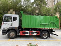 无锡中美的垃圾清运车亮相年度大会展